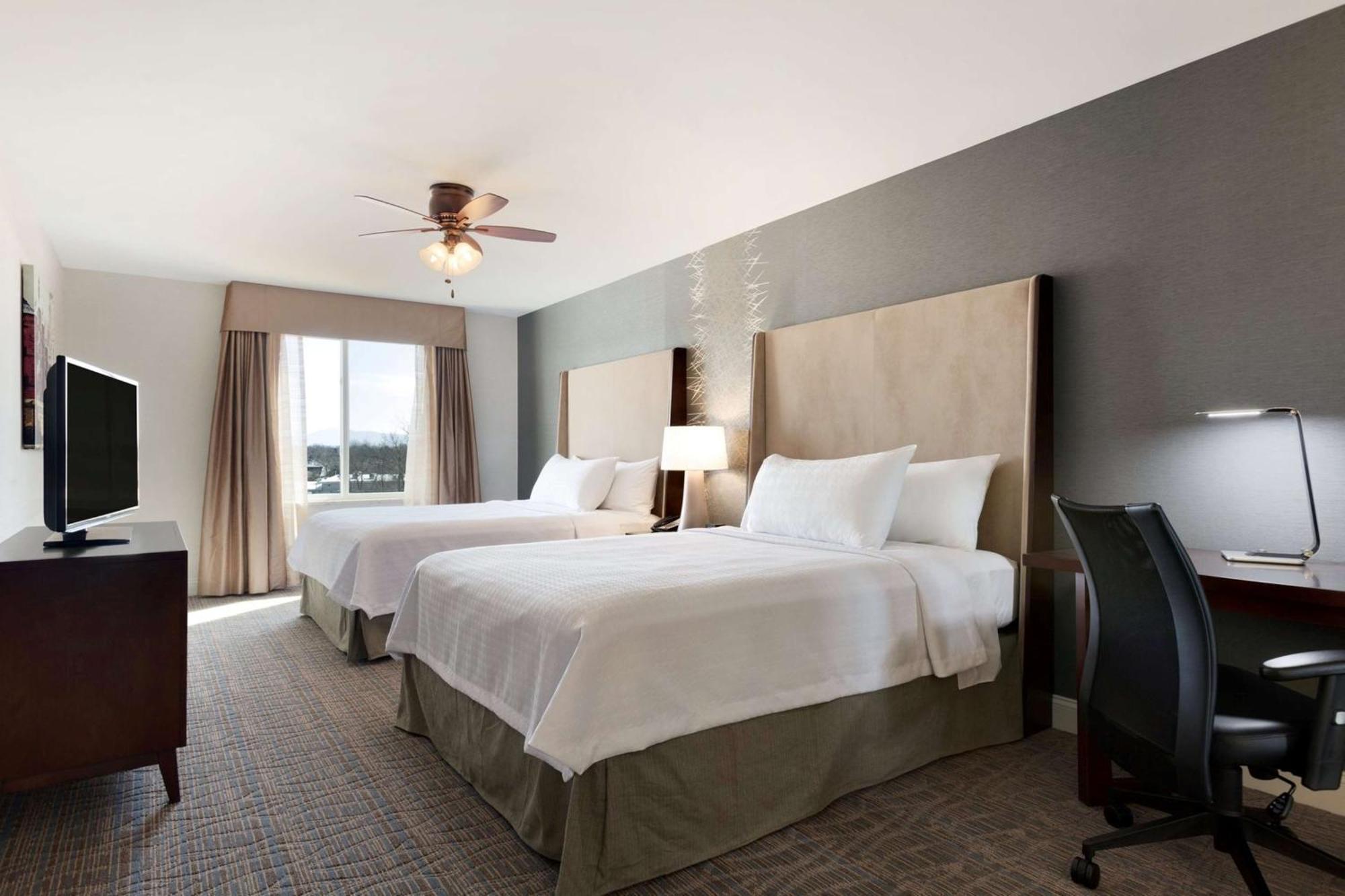 Homewood Suites By Hilton Burlington Esterno foto