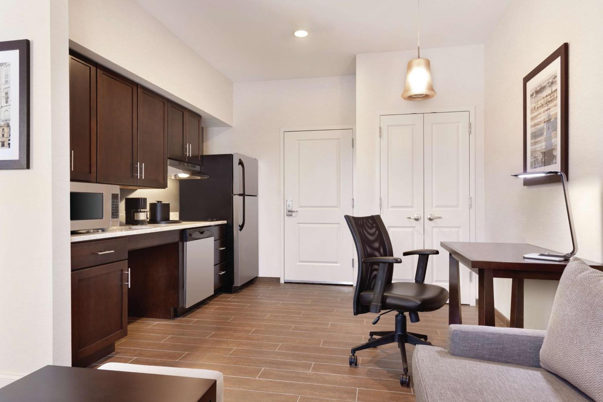 Homewood Suites By Hilton Burlington Esterno foto