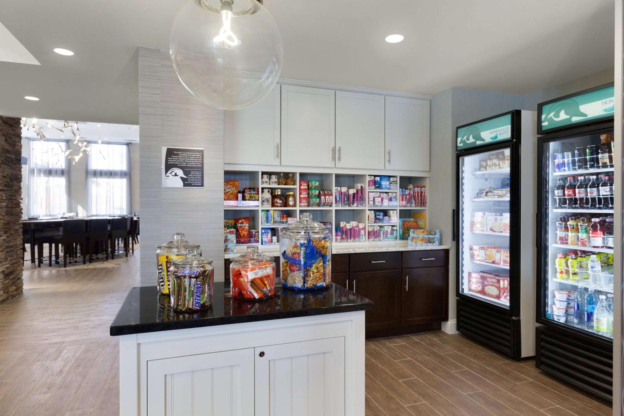 Homewood Suites By Hilton Burlington Esterno foto