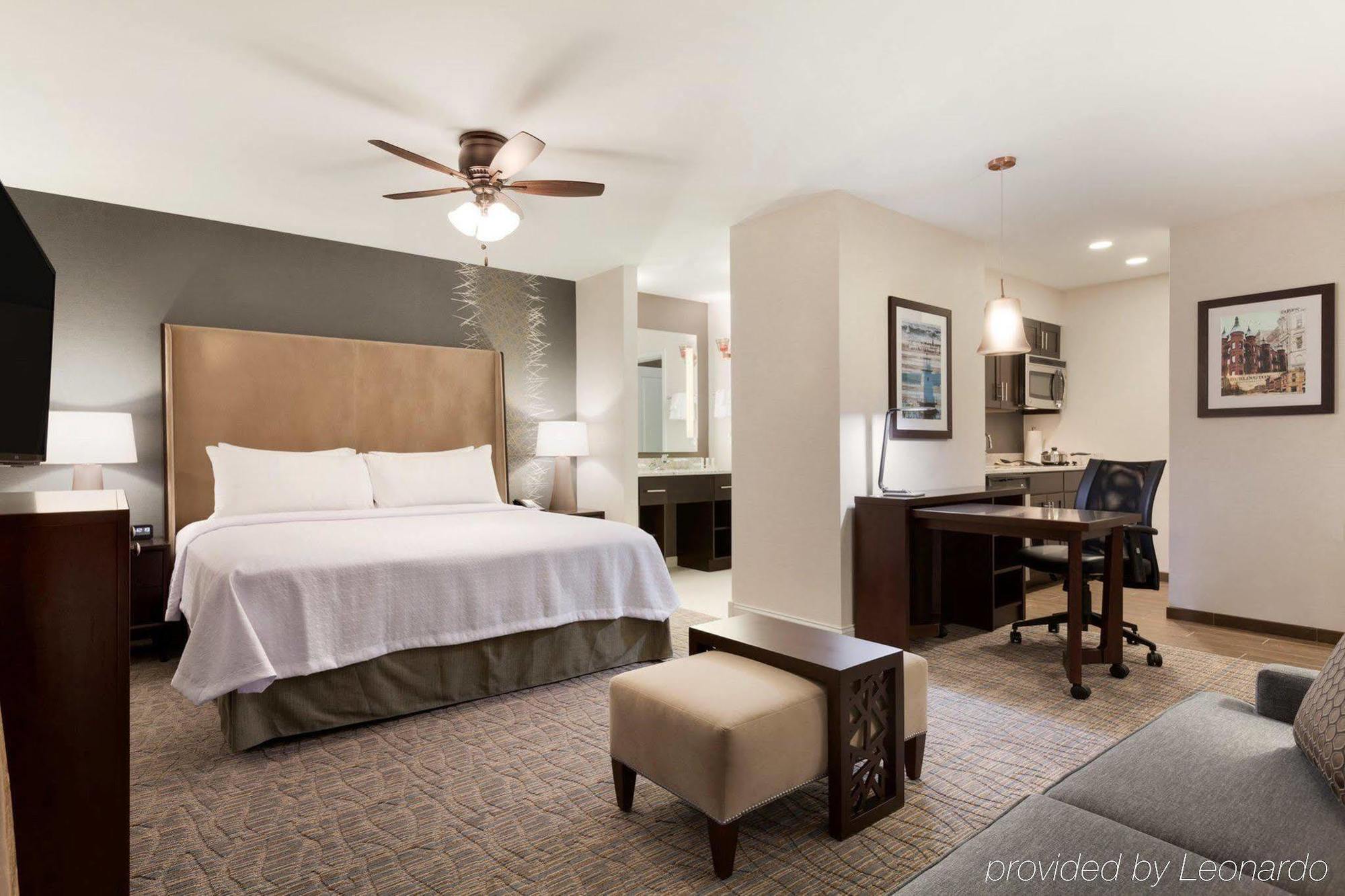 Homewood Suites By Hilton Burlington Esterno foto