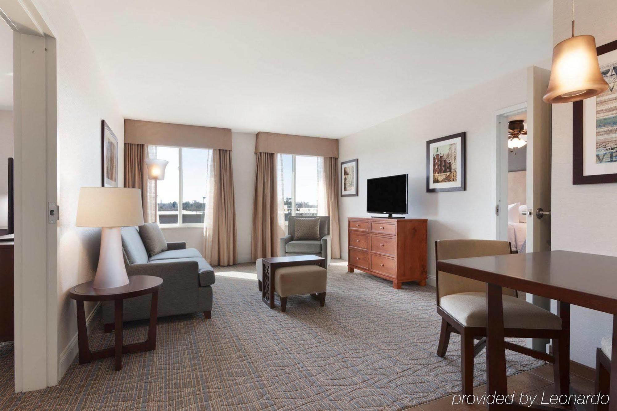 Homewood Suites By Hilton Burlington Esterno foto